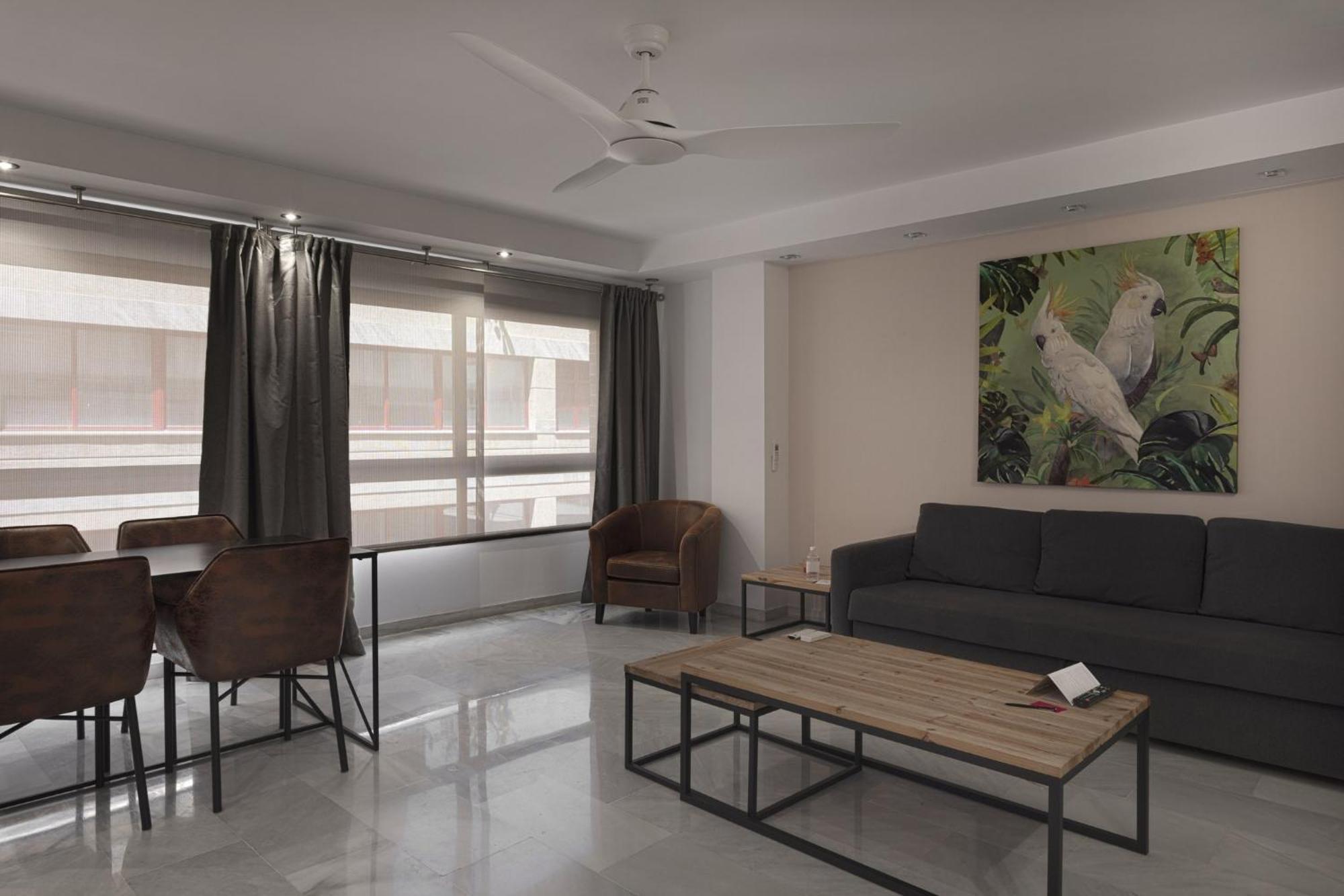 Beach Malagueta By Caleta Homes Μάλαγα Εξωτερικό φωτογραφία